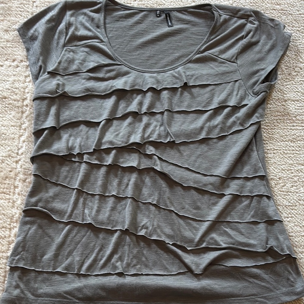 Maurices Gray Ruffled Cap Sleeve Blouse